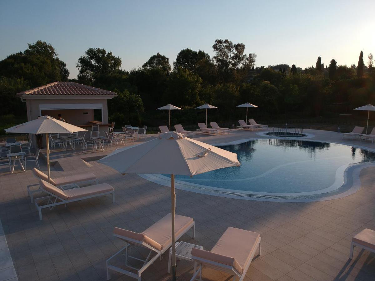 Santos Holidays Dassia  Exteriör bild